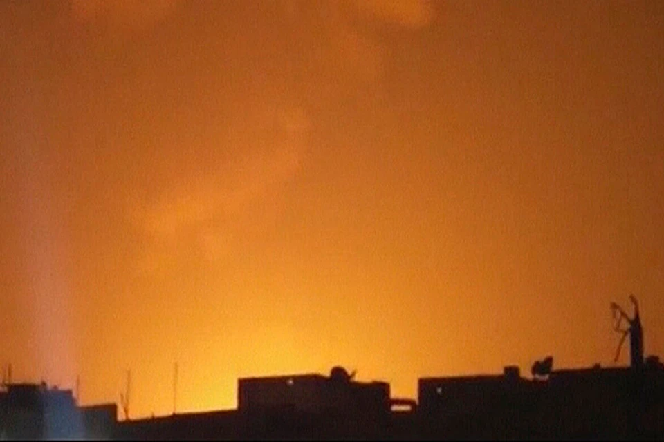 По сообщению государственных сирийских телеканалов в ночь на воскресение израильские ВВС нанесли с территории Ливана ракетный удар по столице республики