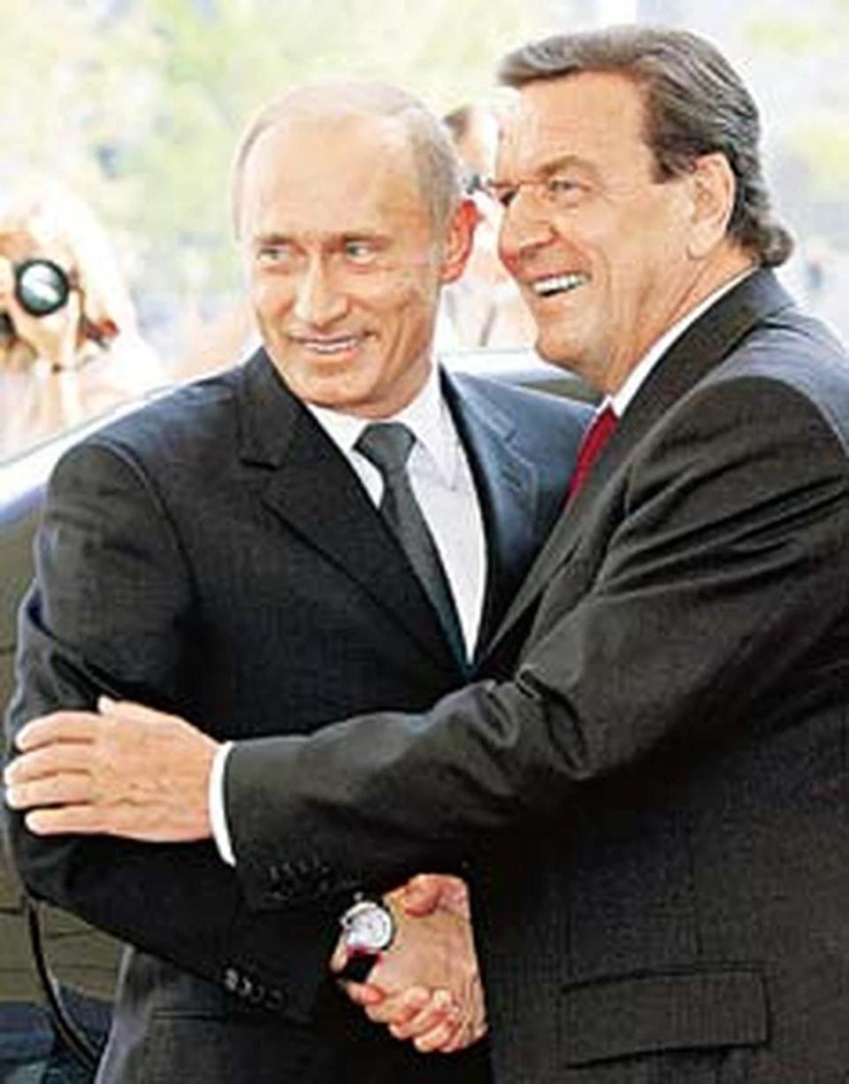 Путин и Шредер: «У нас не только дружбу, но и газ никто не стырит».