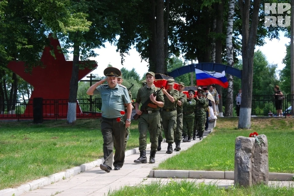 Под Тверью перезахоронили 10 воинов погибших в великую Отечественную войну