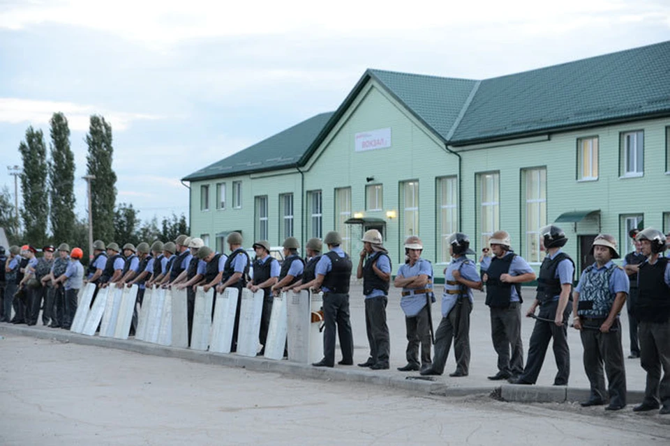 Погода в пугачеве на неделю. Пугачев город Альберт. Погода в г Пугачеве на 3 дня. Магазин в Пугачеве на вагзали.