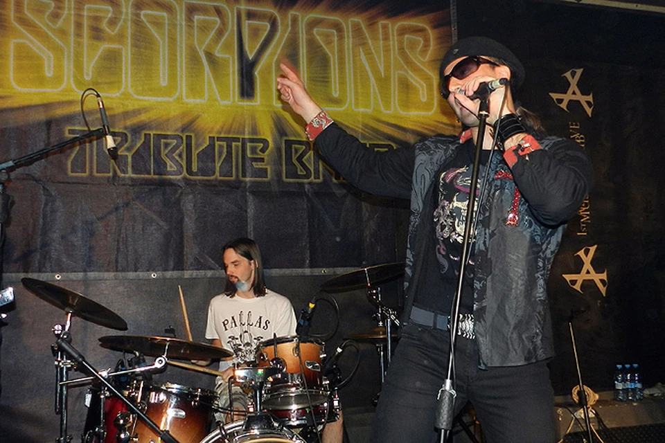 Музыканты Scorpions Tribute исполнили в Смоленске новую двухчасовую программу.