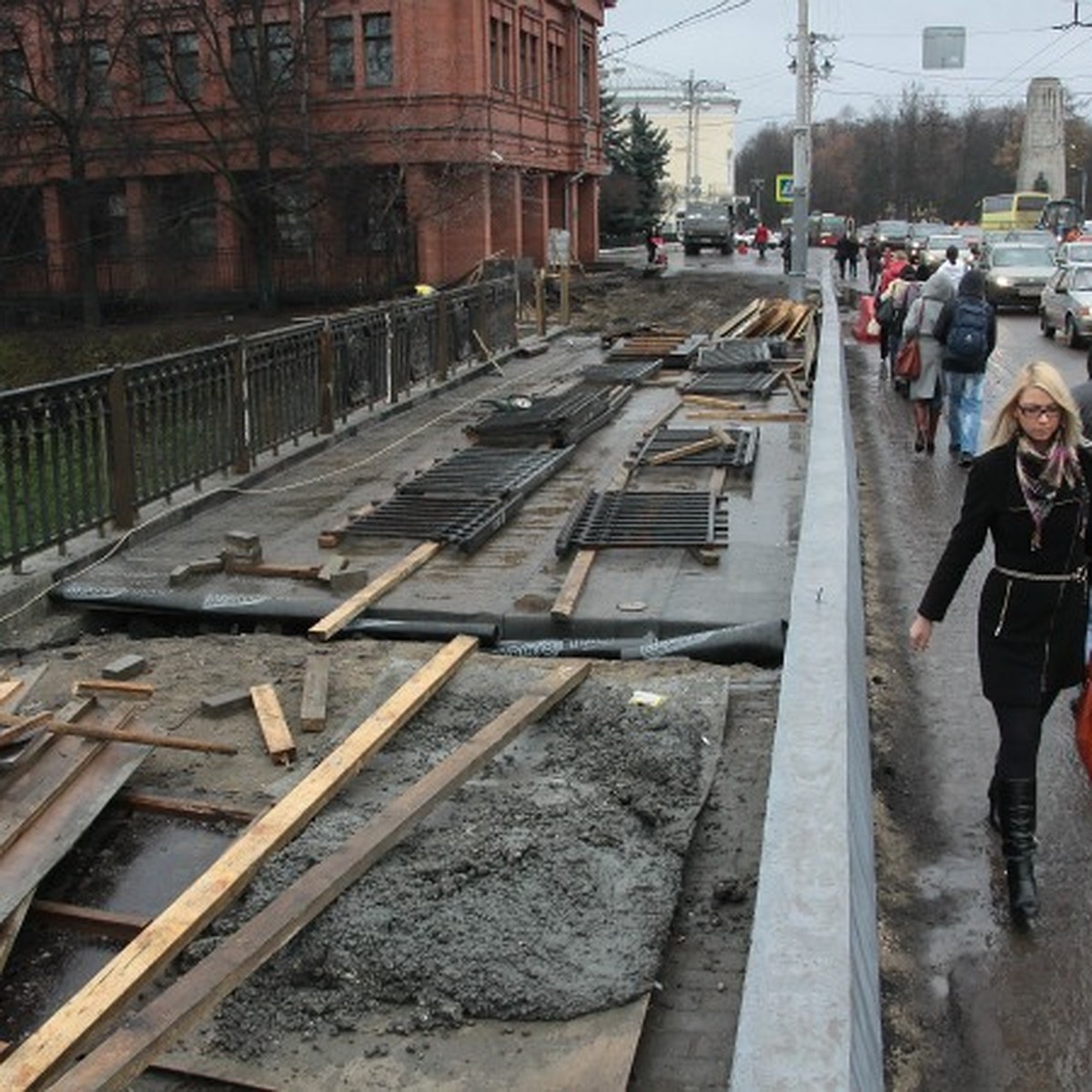 Владимирского асфальта на городские тротуары уже не хватает - KP.RU