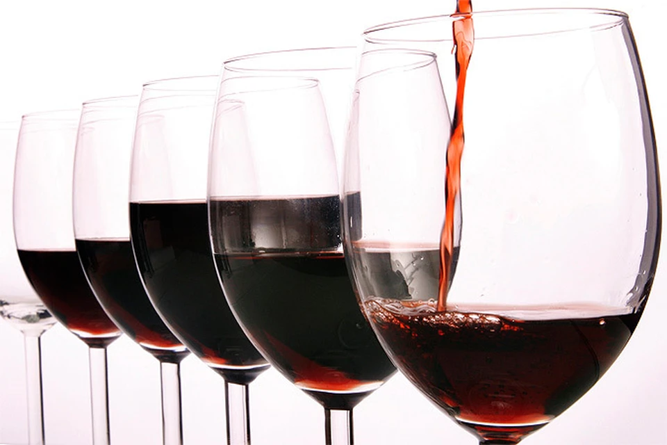 Ученые пришли к парадоксальному выводу, гласящему, что алкоголь продлевает жизнь