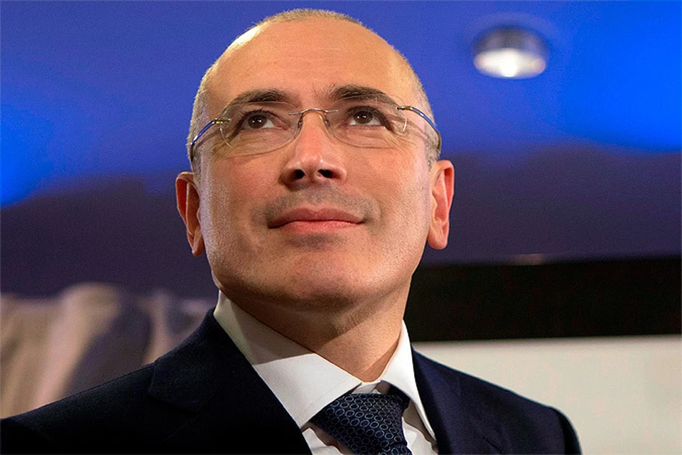 Ходорковский на пресс-конференции в Берлине выглядел достойно, хотя за спиной у экс-олигарха 10 лет колонии.