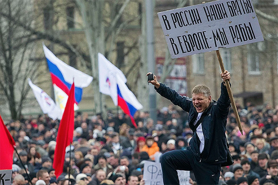 Жесткие решения Путина и серия пророссийских митингов на востоке Украины заставила политологов и экспертов не стесняться в выражениях