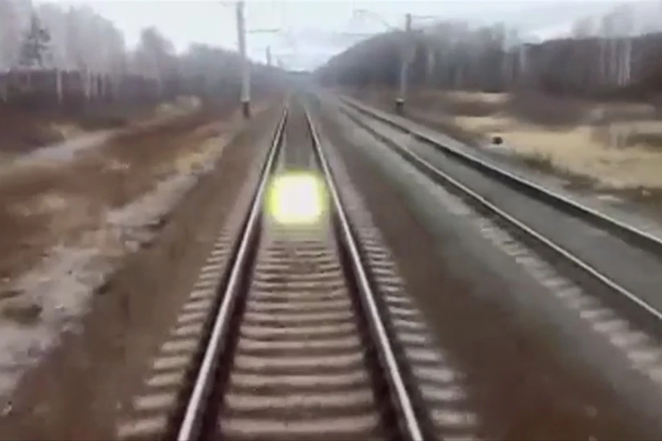 Неопознанный ползающий объект преследовал поезд Нижний Новгород - Ижевск.