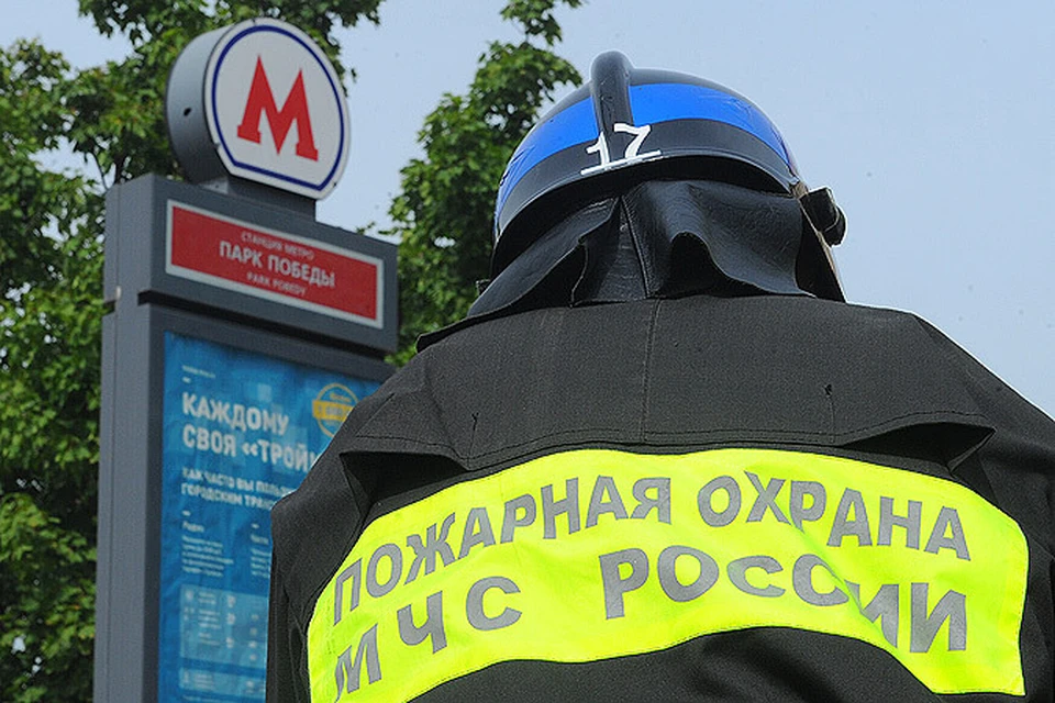 Версии катастрофы в московском метро: сбой стрелки или упавшая под колеса вагона деталь?