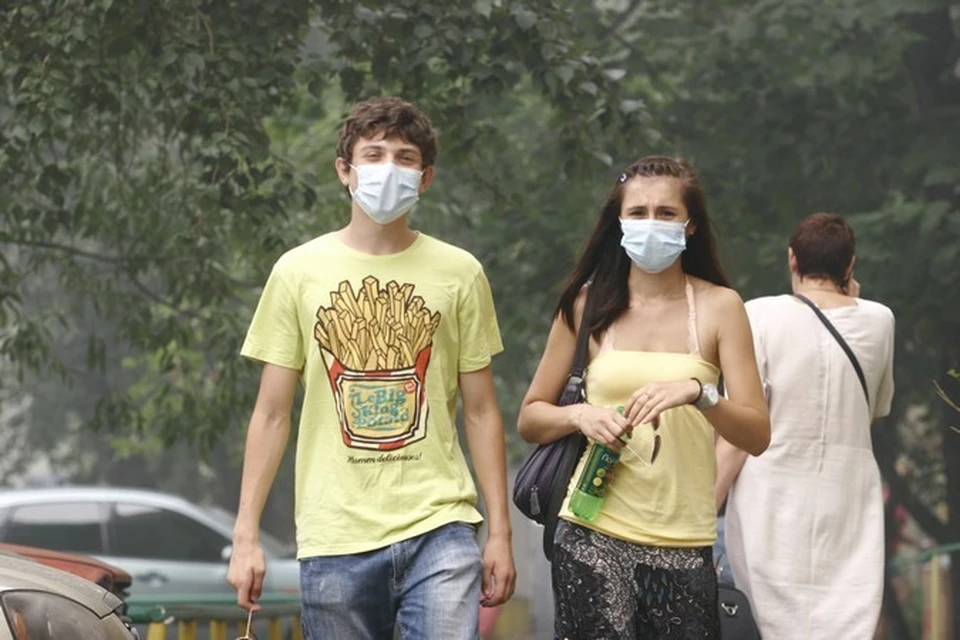 По данным Роспотребнадзора, количество вредных выбросов в городском воздухе превышает предельные значения в 2-5 раз