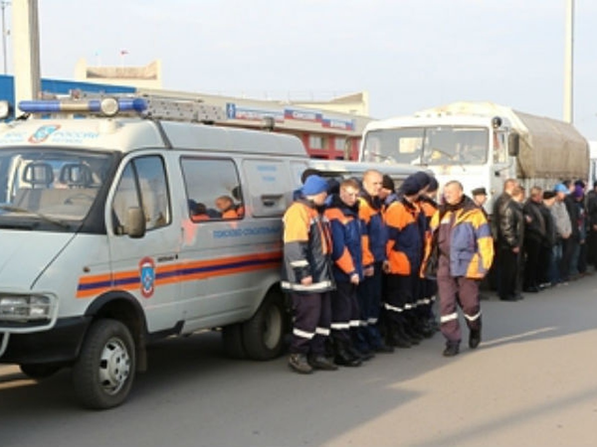 Спасатели приступили к поискам пропавшего в Туве вертолёта Ми-8 на  снегоходах - KP.RU