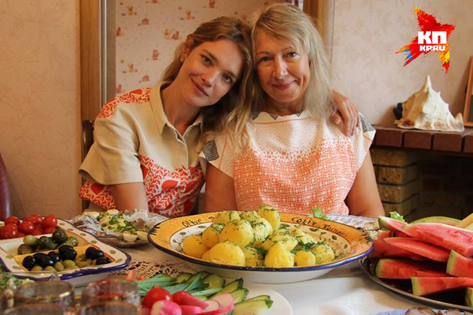 Мама Натальи Водяновой раскрыла секрет рецепта своих знаменитых пирожков. Фото: Facebook