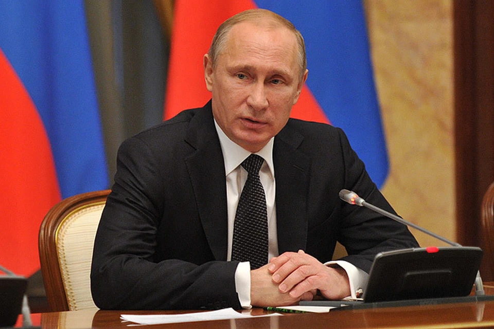 Путин назвал работу правительства «вполне удовлетворительной»