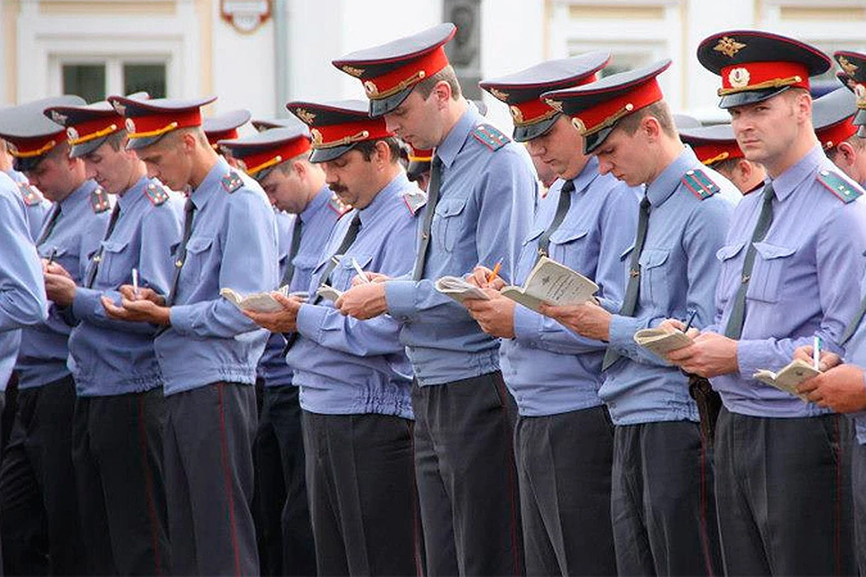 Полицейские стали невыездными. Фото: из архива "КП".