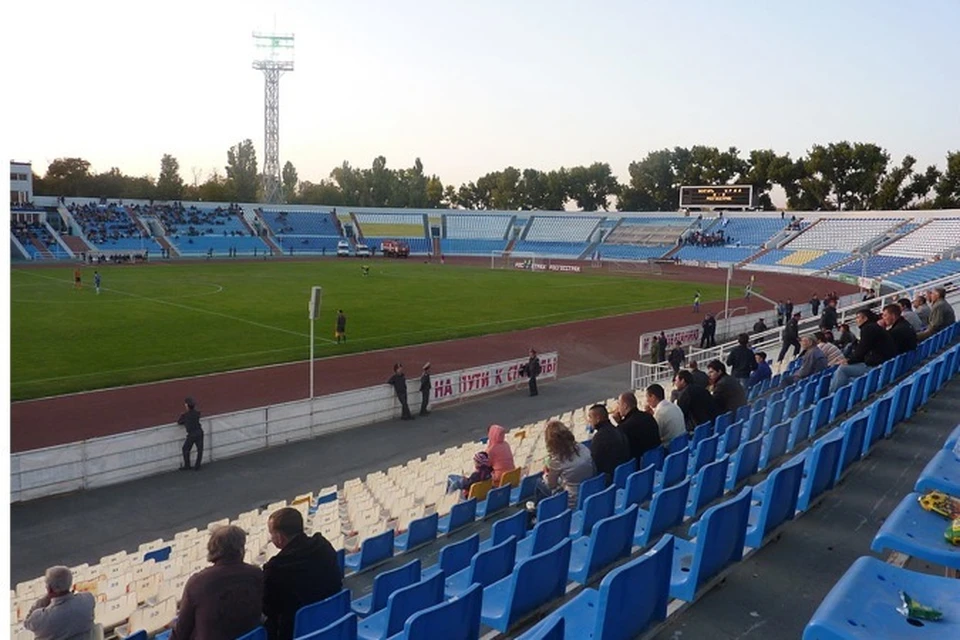 Астраханский стадион. Фото - Википедия.