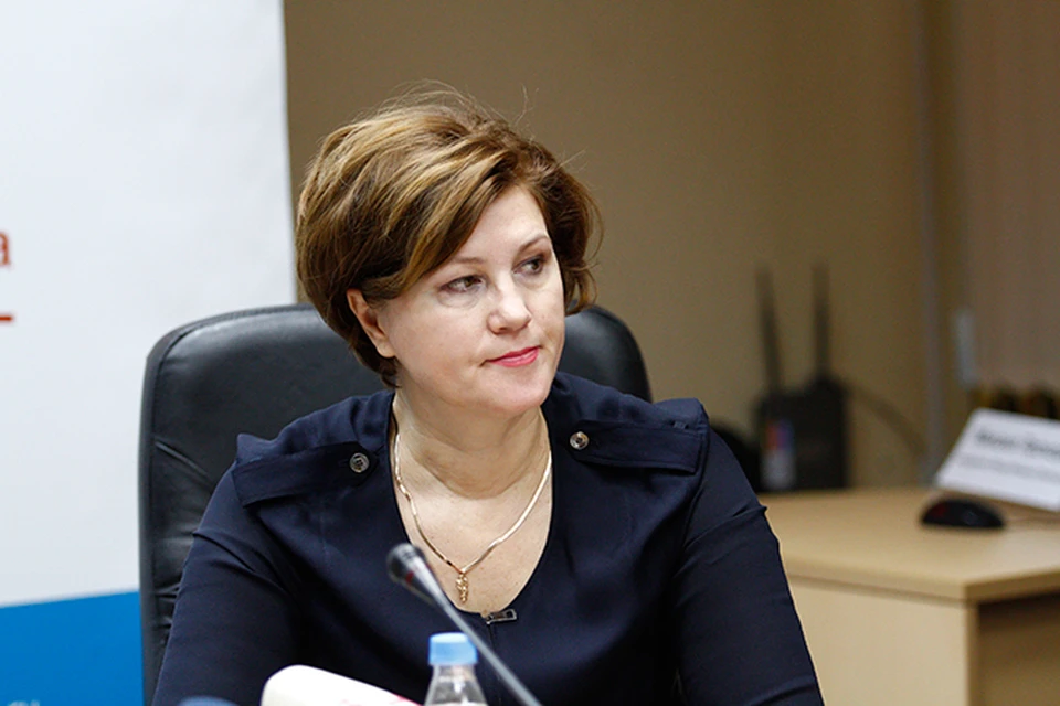 Пока Елена Паздникова официально находится в отпуске, но губернатор региона уже подписал заявление о ее увольнении.