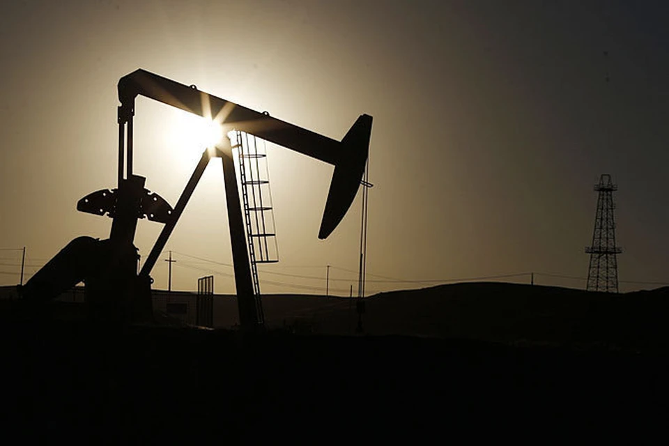 Страны-экспортеры нефти, включая и Россию, от снижения цен, естественно, проиграли.