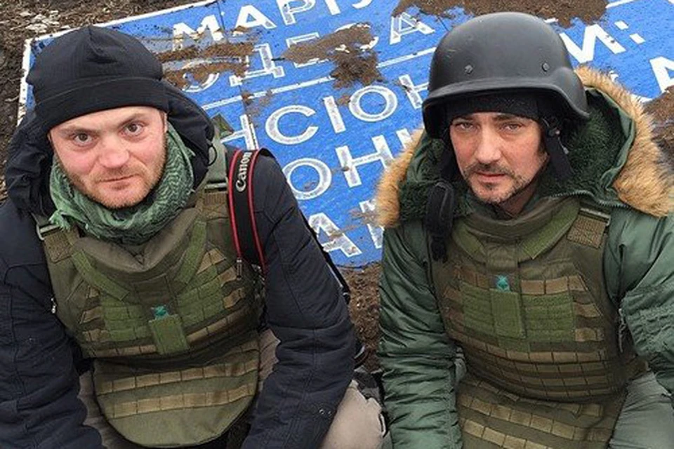 Наши военные корреспонденты Александр Коц и Дмитрий Стешин передают с юго-востока Украины