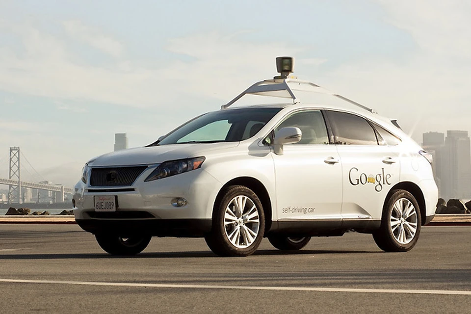 Lexus RX450h, умеющий ездить без человека. Фото Google.