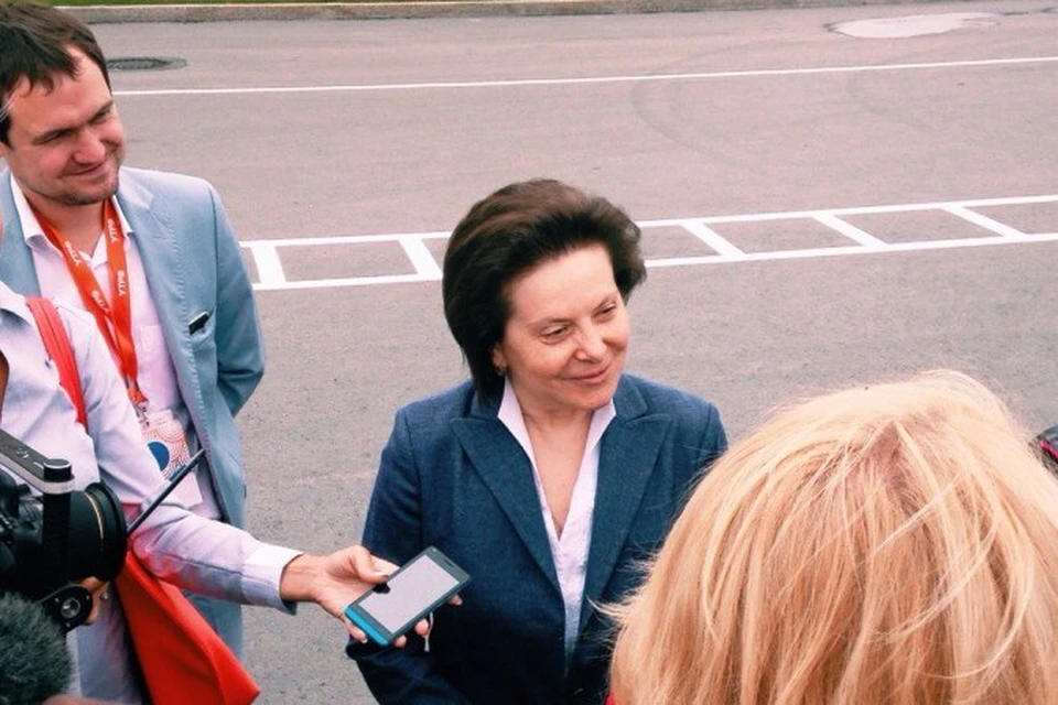 Наталья Комарова встретилась с югорской делегацией молодёжного форума "Утро". Фото: пресс-служба форума