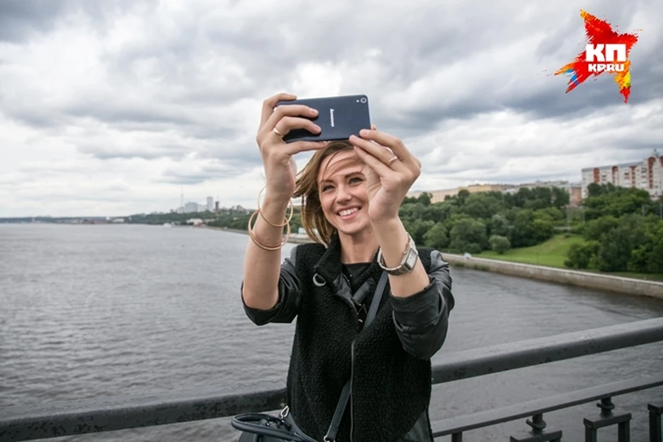 Наш корреспондент Полина Анкушина выясняла, где чаще любят фотографировать себя пермяки и гости города.