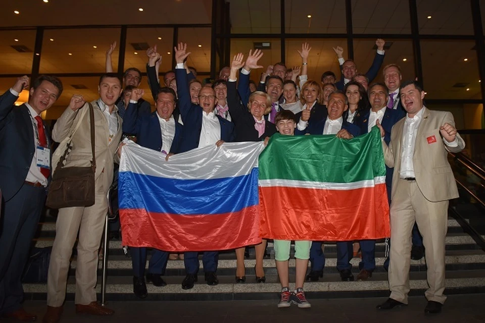 Делегация России во Франции - в час, когда стало известно, что WorldSkills-2019 пройдет в Казани.