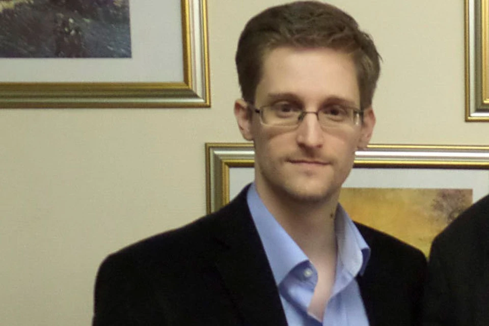 экс-сотрудник Агентства национальной безопасности США Эдвард Сноуден