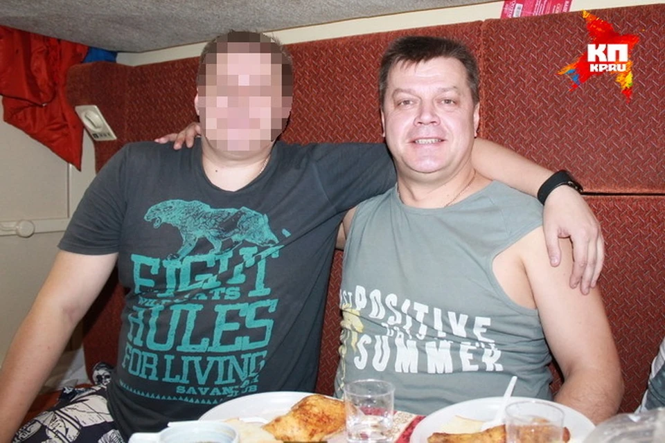 Олег Пешков (справа) с братом