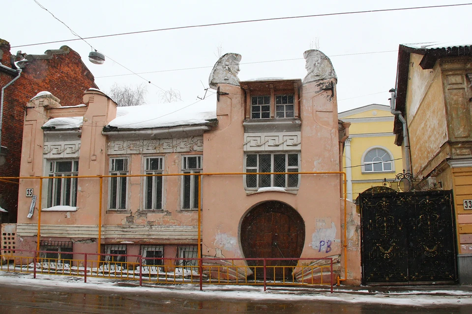 Нижегородские архитекторы бьют тревогу: знаменитый «дом с авгурами» могут снести.