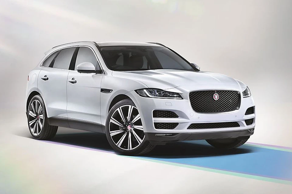Как и новые модели XF и XE, кроссовер построен на платформе нового семейства автомобилей Jaguar.