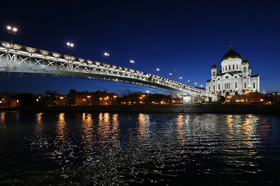 Если все получится, то уже к ноябрю 2017 года на Патриаршем мосту можно будет увидеть всех патриархов Московских и Всея Руси. Фото: Вячеслав Прокофьев/ТАСС