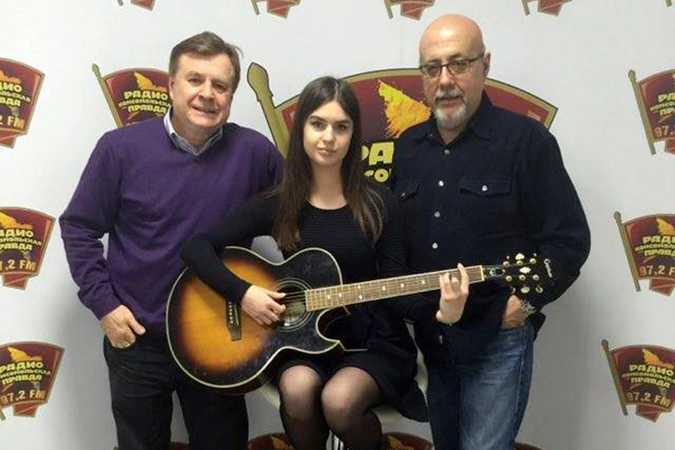 Григорий Гладков, его дочь Александра и Давид Шнейдеров на Радио «Комсомольская правда»