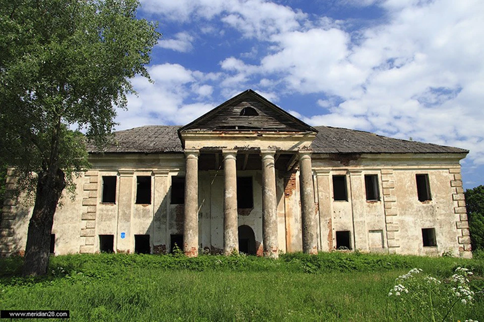 Усадьбу в Миорском районе можно купить за одну базовую. Фото: Meridian28.com.