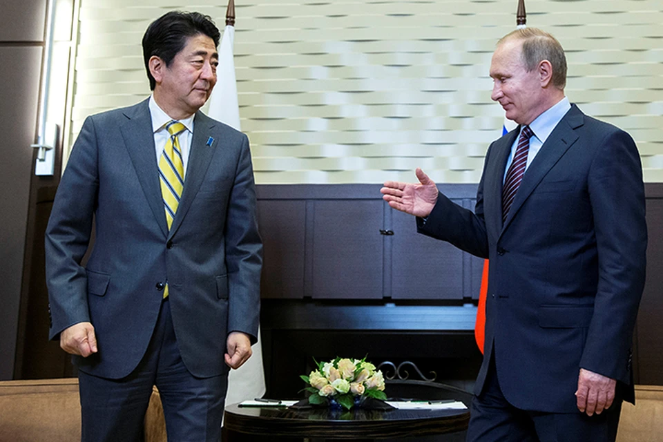 Всего диалог Владимира Путина с восточным соседом продлился три часа