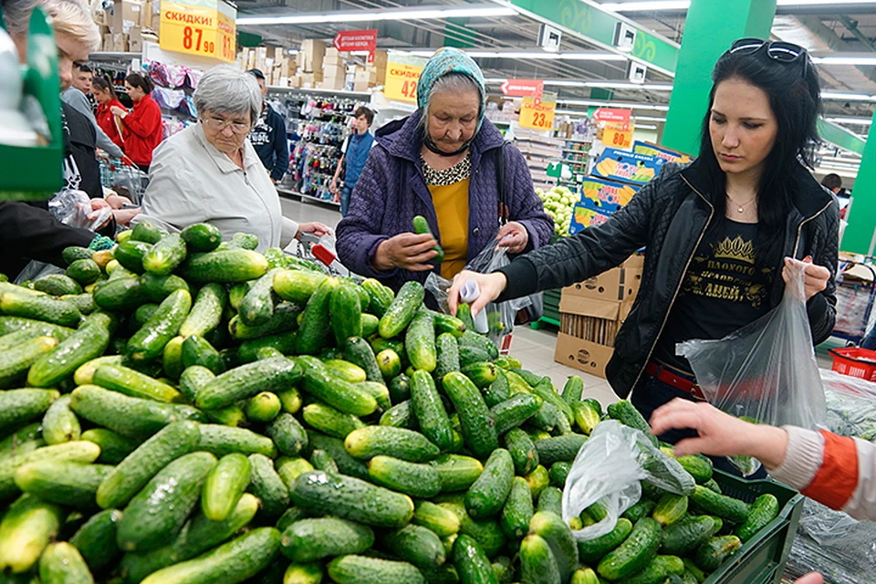 В зависимости от цен и зарплат в разных регионах, как подсчитали эксперты, больше всего продуктов можно купить в Москве