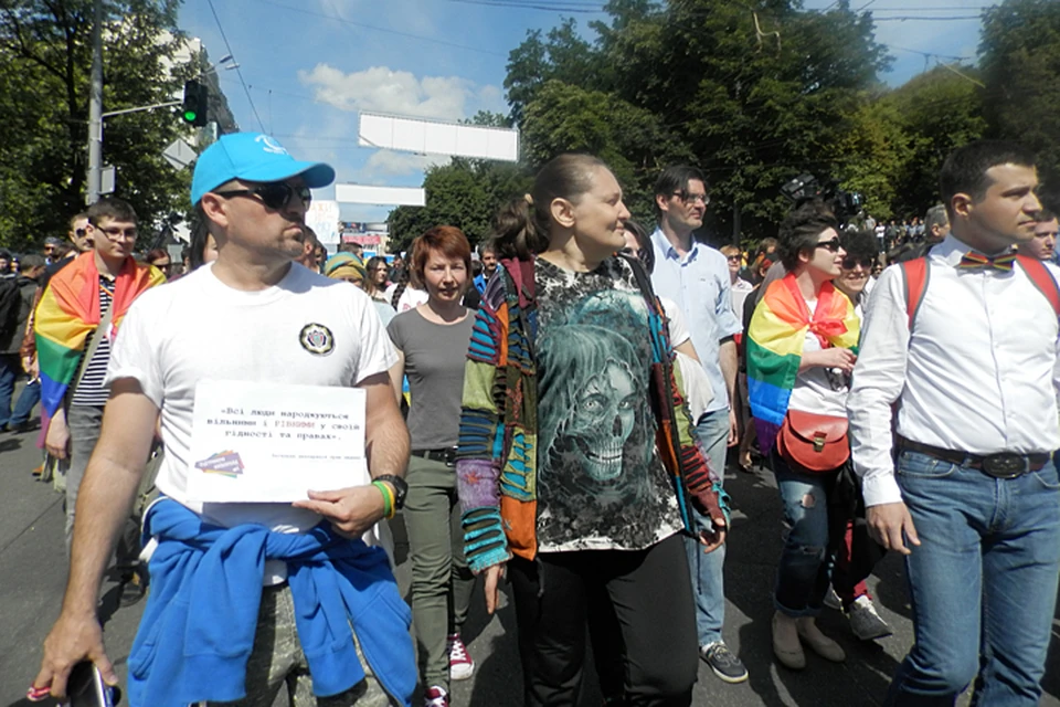 Сбор участников марша, прибывших со всей Украины, начался в девять утра