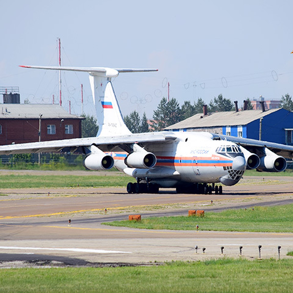 Пропавший в Иркутской области Ил-76: жители поселка в горах слышали хлопок,  после чего прекратился рев двигателя - KP.RU