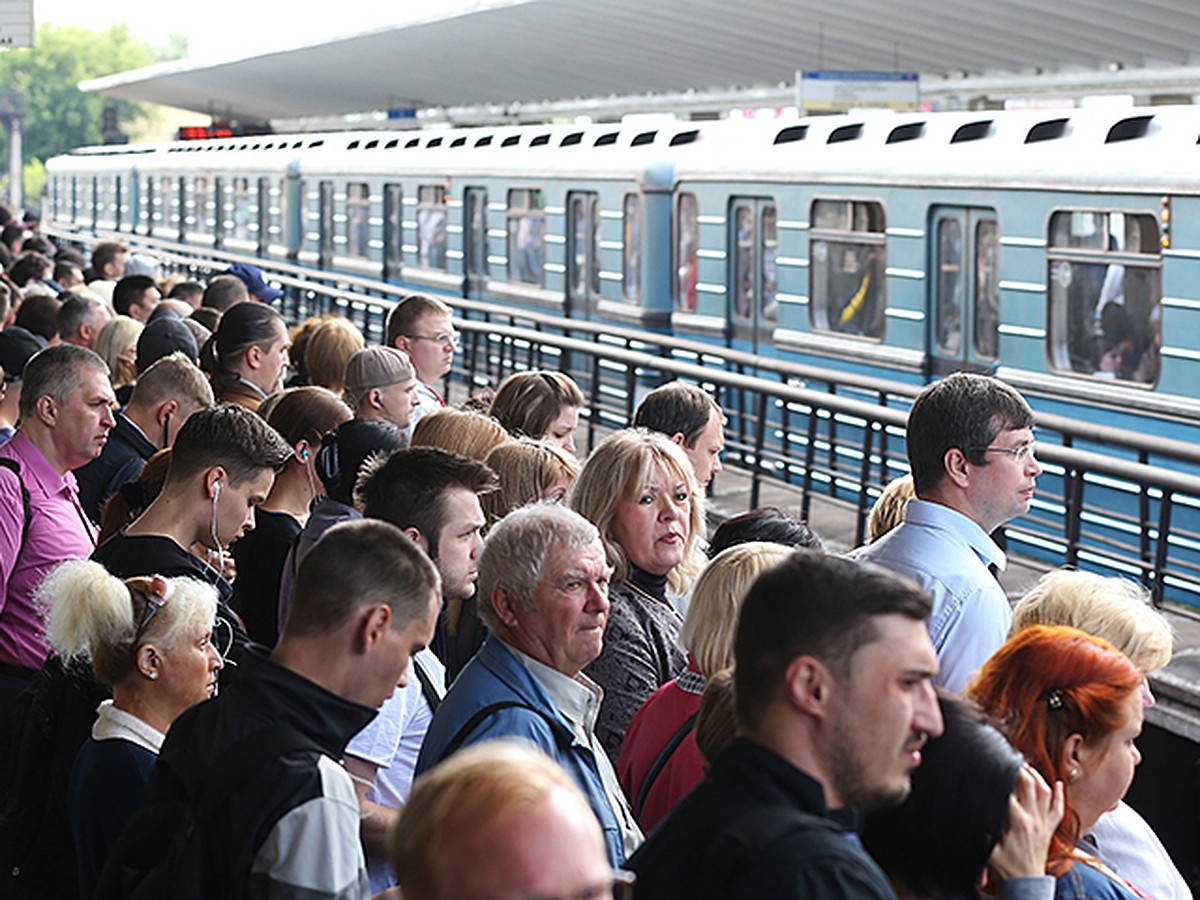 Как московское метро справилось с очередной аварией и столпотворением  пассажиров - KP.RU