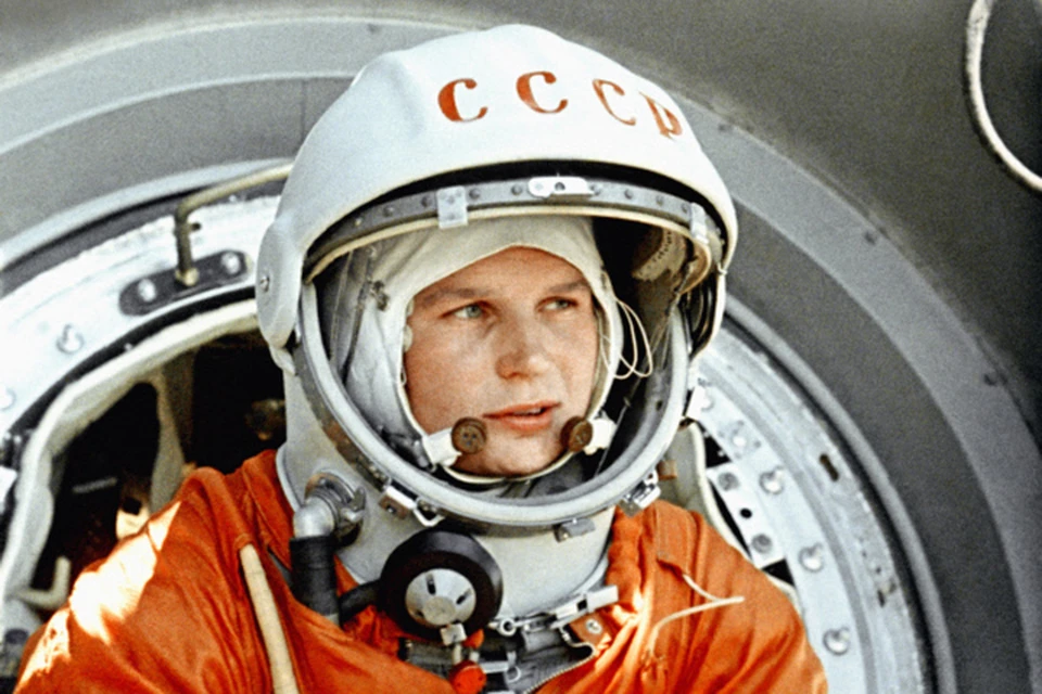 Валентина Терешкова - первая женщина-космонавт и единственная в мире женщина, совершившая космический полет в одиночку, явно не уступает мужчинам в смелости и выносливости.