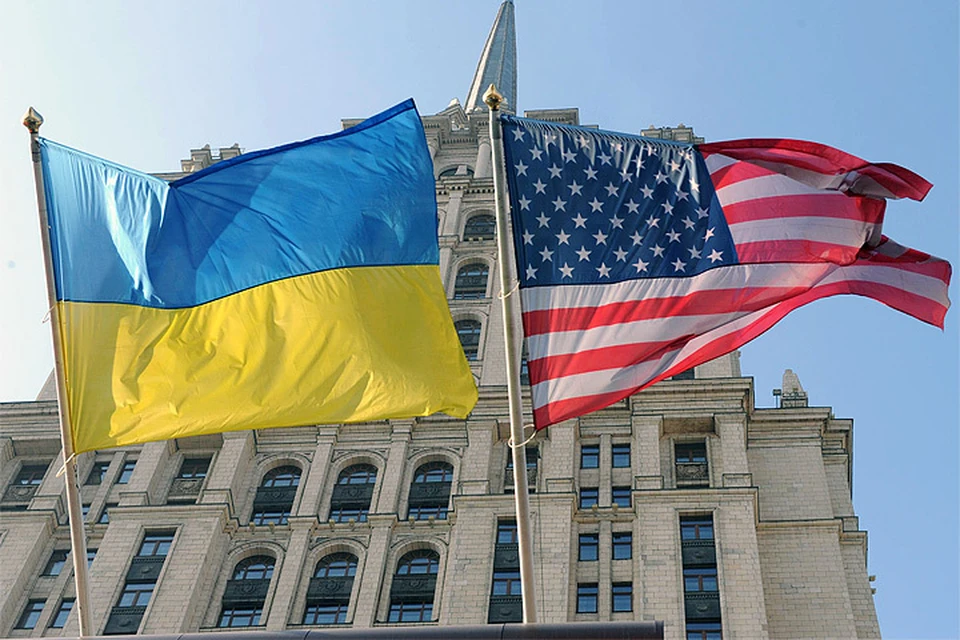 Из взломанной переписки мы также узнаем, что Украина, де факто, находится под внешним управлением.
