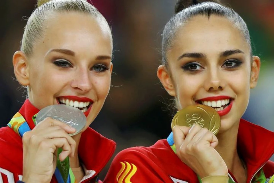Гимнастки Маргарита Мамун и Яна Курявцева добавили в копилку нашей сборной две медали: золотую и серебряную