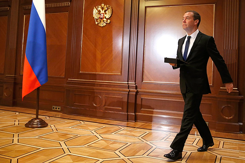 По словам Медведева, к 2018 году число аварий в ЖКХ должно снизиться на треть. Фото: Дмитрий Астахов/ТАСС