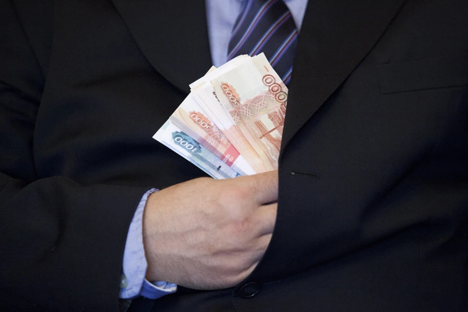 Средний размер взятки в России увеличился до 800 тысяч рублей