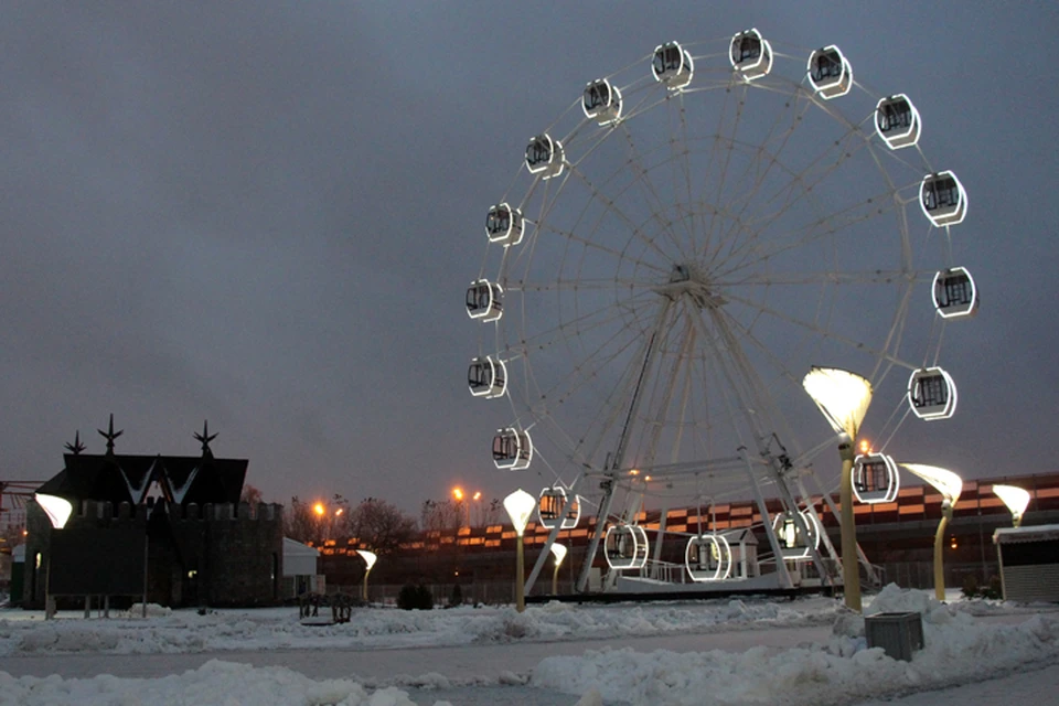Это единственное круглогодичное колесо обозрения в Москве