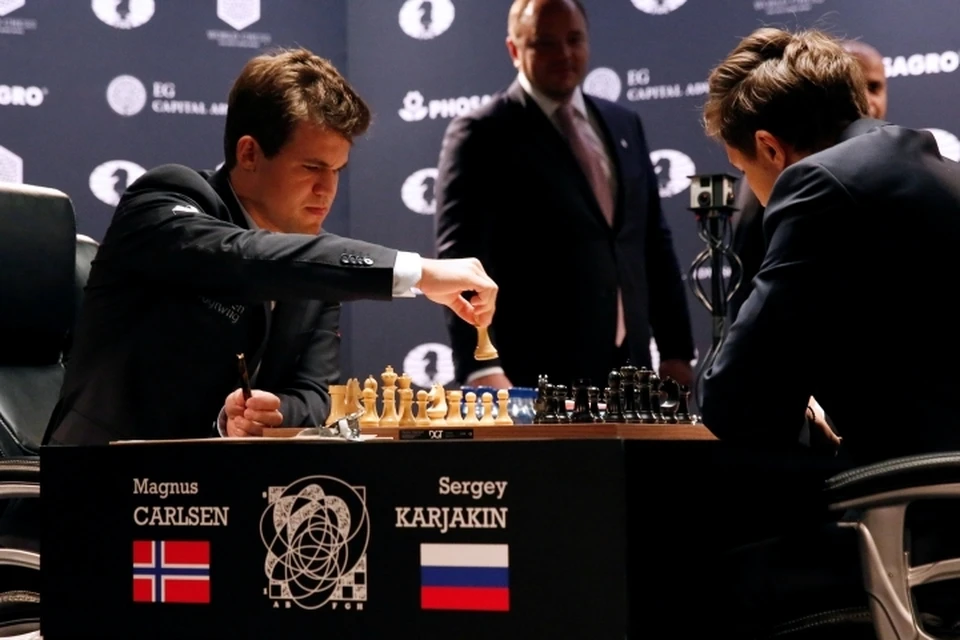 Вторая партия матча на первенство мира по шахматам завершилась вничью на 33-м ходу.
