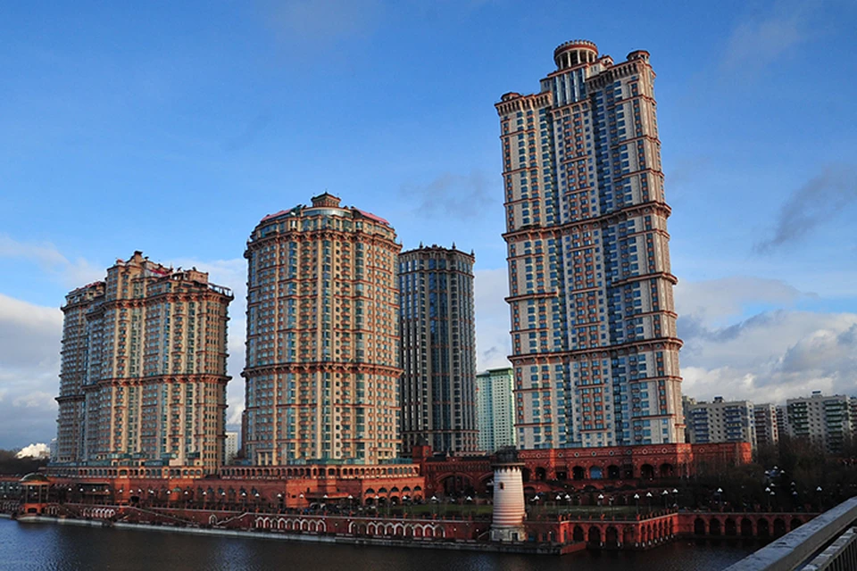Еще одной причиной для покупки элитной недвижимости в Москве стало падение цен