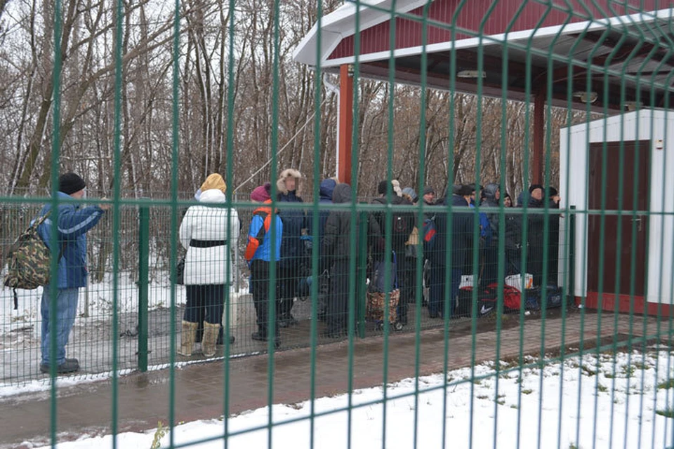 Корреспондент «Комсомолки» разбиралась, зачем на российско-украинскую границу стекаются мигранты из Средней Азии.