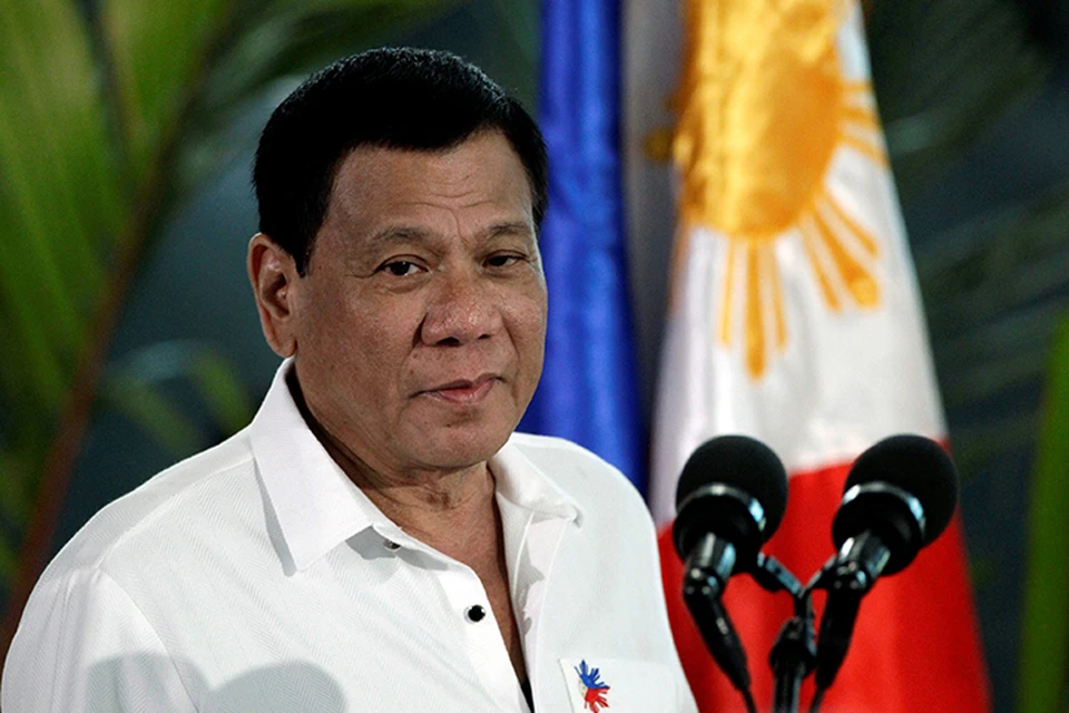 Глава Филиппин поддерживает свою прежнюю линию борьбы с наркобандитами, показывая, что раз он уничтожал их лично, то ничего зазорного в этом нет