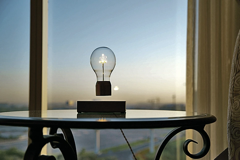 Левитирующая лампа Фото: kickstarter.com/Simon Morris