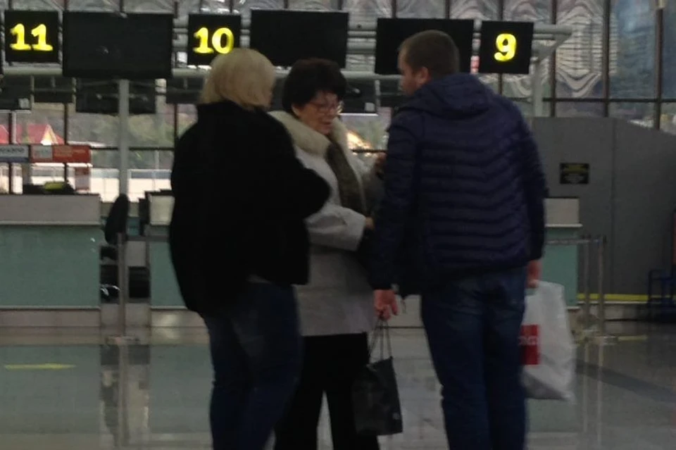 Фото: Мама Евгения Толстова - журналиста НТВ прилетела в Сочи