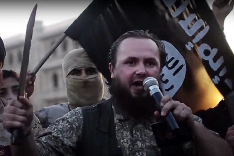 Отряд боевиков возглавляет албанский джихадист Лавдрим Мухаджери, известный как Абу Абдулла аль-Косова
