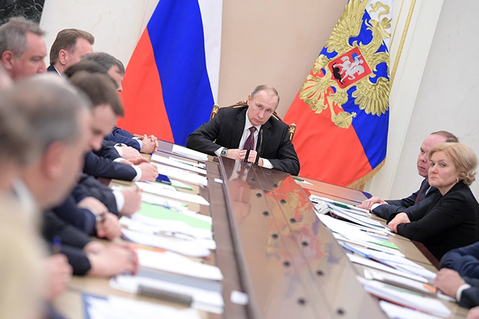 «Предварительную» часть Путин отдал «разбору полетов» за праздники. Фото: Алексей Дружинин/ТАСС